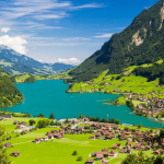 السياحة-في-سويسرا--بحيرة-لونجيرن.png