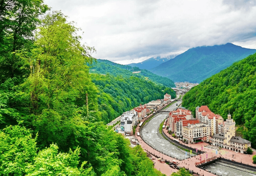 كراسنايا-بوليانا-سوتشي-krasnaya-polyana-sochi.png 