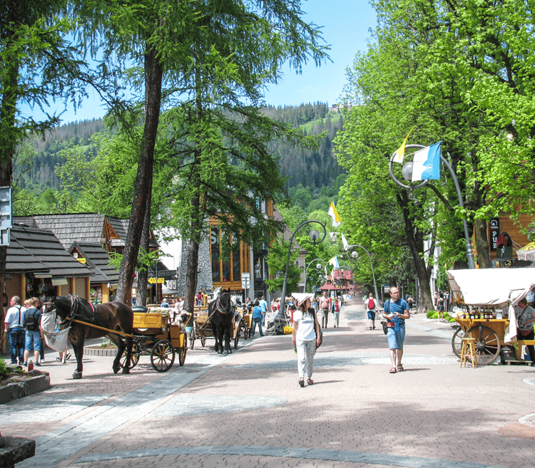 شارع-كروبوفكي-krupowki-street.png 